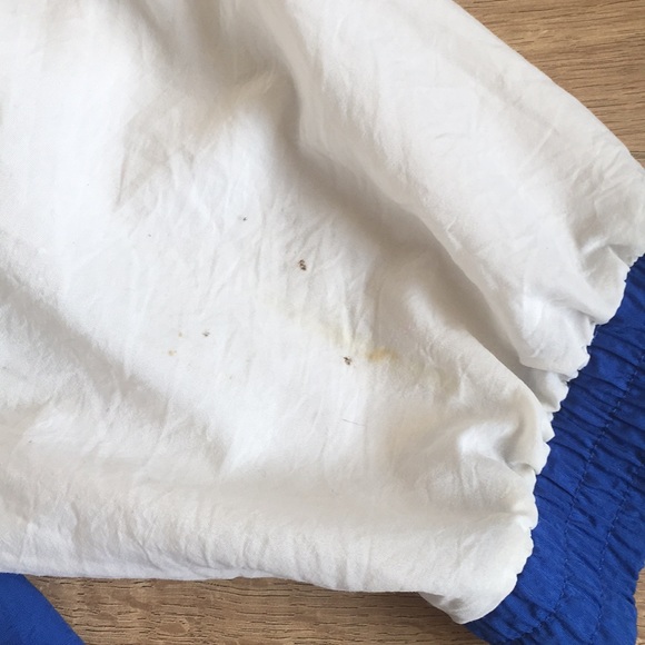 SOLD vintage windbreaker - Picture 3 of 3